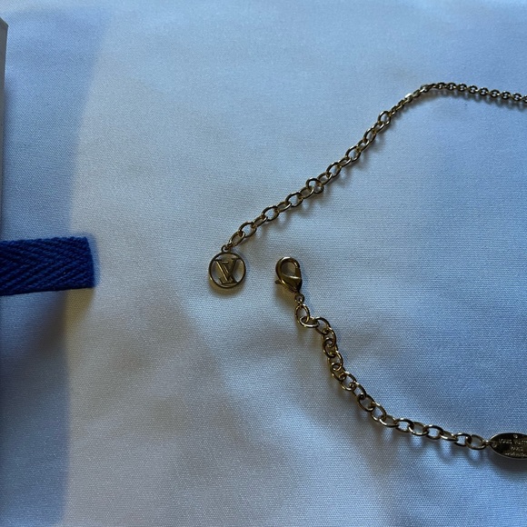 Louis Vuitton Charm Necklace - Picture 5 of 6